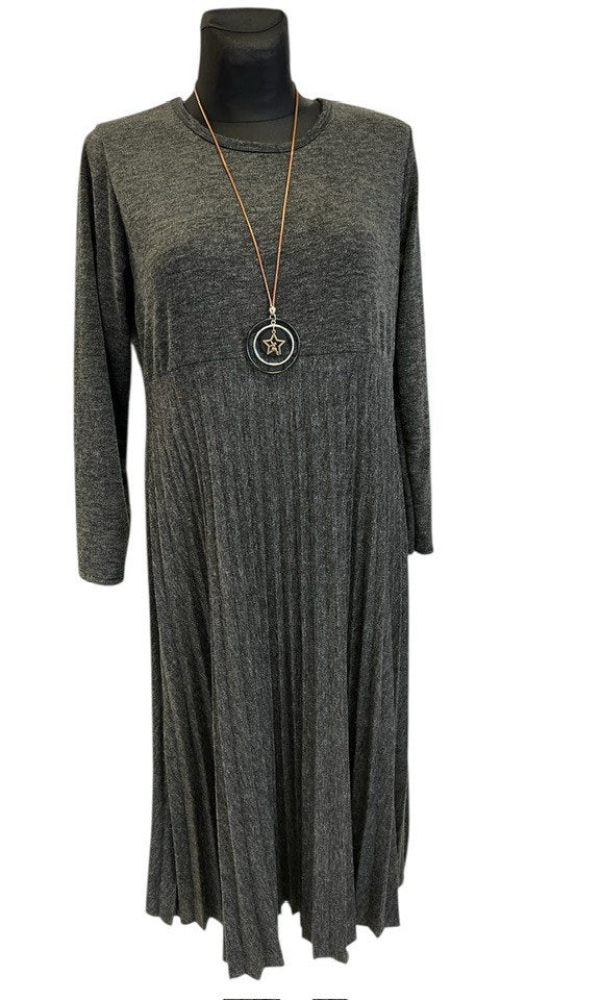 Hilja neulemekko - Mekot